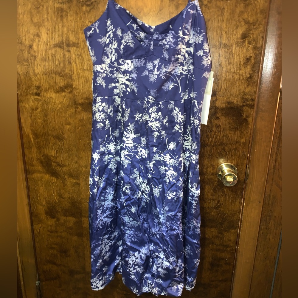 NWT Liz Claiborne Dress